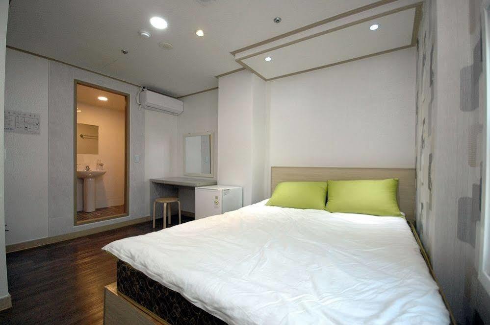 Eel Guesthouse Seoul Exteriör bild